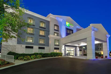 Holiday Inn Express Murfreesboro Central, an IHG Hotel in